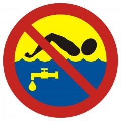 Znak - Kąpiel zabroniona - woda pitna