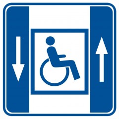 Behindertenaufzug