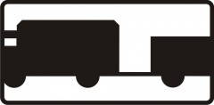 Tabliczka wskazująca pojazdy silnikowe z przyczepą, z wyjątkiem pojazdów z przyczepą jednoosiową lub naczepą