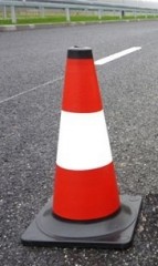 Reflective traffic cone 40cm- with black stand