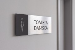TOALETA DAMSKA