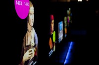 Zweimaliger UV-Druck auf Plexiglas – Variante zur Beleuchtung, Realisierung im Kulturpalast in Warschau