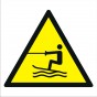 Warnung vor Wasserski-Bereich